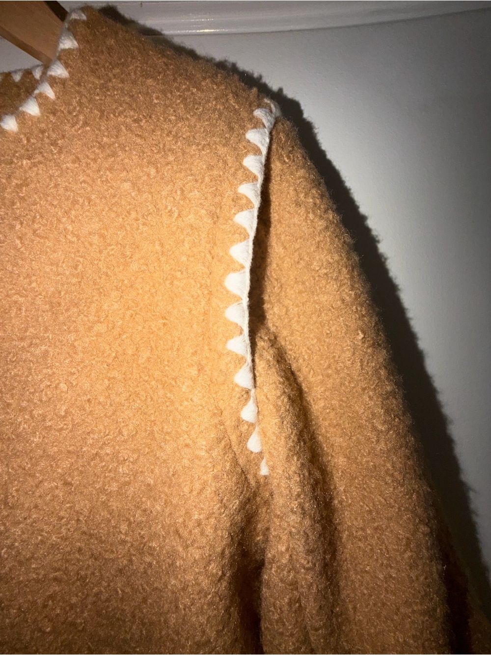 Bagatelle Camel Bouclé Cropped Jacket White Scallop Trim Cardigan Coat sz Small - Picture 6 of 11